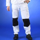 Pantalon de peintre blanc avec cordura noir au niveau des genoux